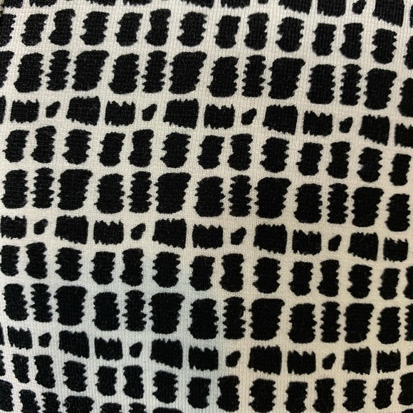 Chico’s Black Geometric Appliqué Full Zipper Lined Jacket - Picture 13 of 16